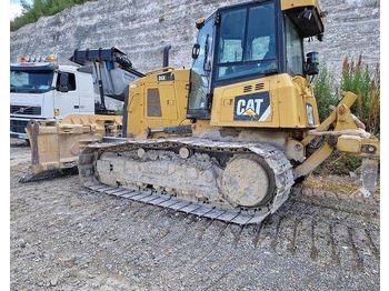 Buldozers CATERPILLAR D6