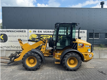 Riteņu iekrāvējs CATERPILLAR 908M