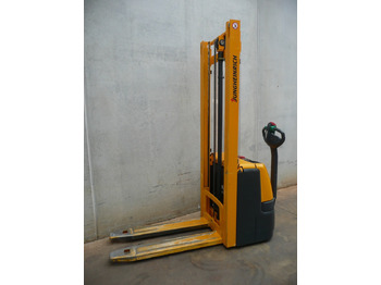 Krautņotājs Jungheinrich EJC 110 360 ZT: foto 2 Krautņotājs Jungheinrich EJC 110 360 ZT: foto 2