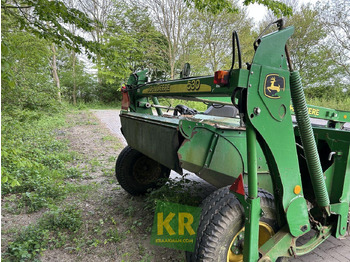 Pļāvējs JOHN DEERE