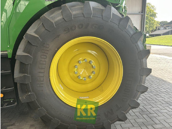 Lopbarības kombains JOHN DEERE 8400