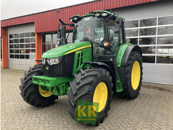 Traktors JOHN DEERE 6100M