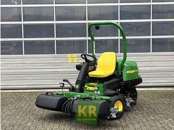 Zāles pļāvējs JOHN DEERE
