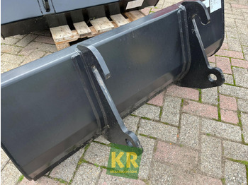 Jaunā Iekrāvēja kauss - Celtniecības tehnika Voorzetstukken Giant: foto 3