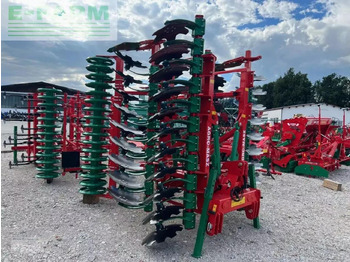 Augsnes apstrādes tehnika AGRO-MASZ