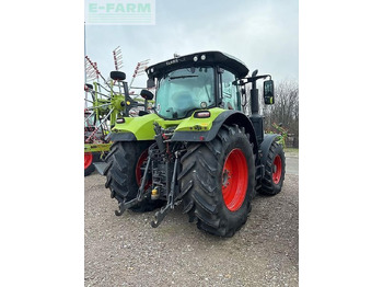 Traktors CLAAS arion 550: foto 2