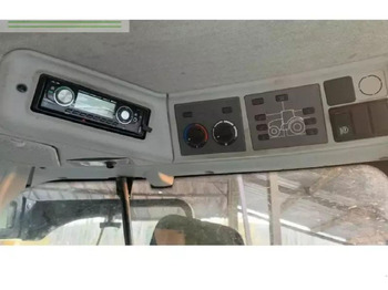 Traktors CLAAS arion 620: foto 4