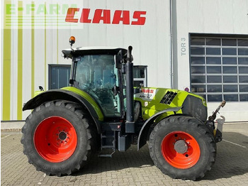Traktors CLAAS Arion 650