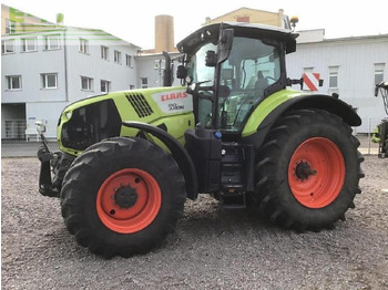 Traktors CLAAS Axion 810