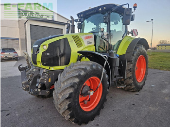 Traktors CLAAS Axion 810