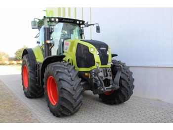 Traktors CLAAS Axion 810