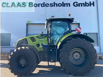 Traktors CLAAS Axion 830
