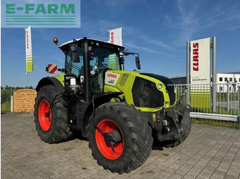 Traktors CLAAS Axion 870