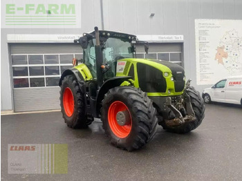 Traktors CLAAS Axion 930