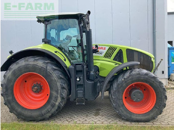 Traktors CLAAS Axion 930