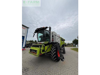 Labības kombains CLAAS Lexion