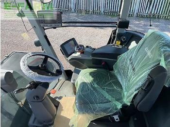 Traktors CLAAS Xerion 4000