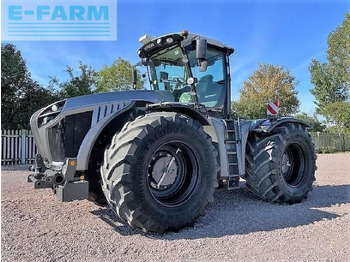 Traktors CLAAS Xerion 4000