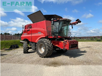 Labības kombains CASE IH