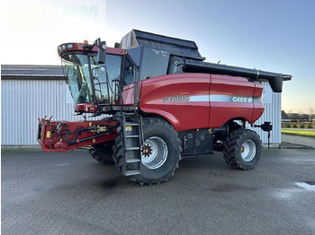 Labības kombains CASE IH