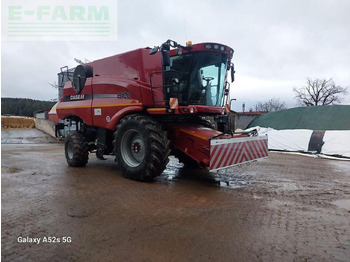 Labības kombains CASE IH