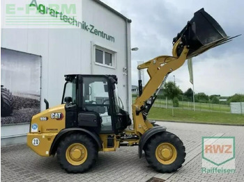 Mini-ekskavators Caterpillar 906 radlader: foto 2