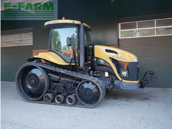 Traktors CHALLENGER