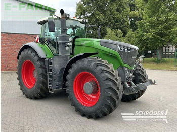 Traktors FENDT 1050 Vario