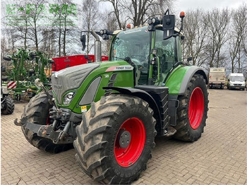 Traktors FENDT 722 Vario