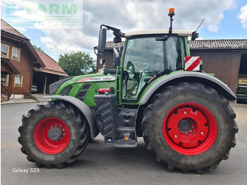 Traktors FENDT 722 Vario