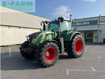 Traktors FENDT 722 Vario