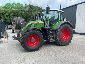 Traktors FENDT 724 Vario