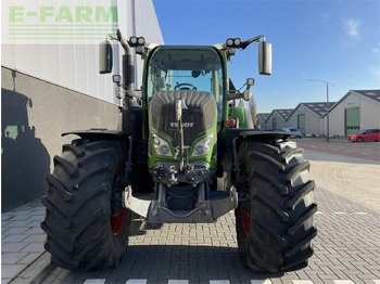 Traktors Fendt 724 s4: foto 2