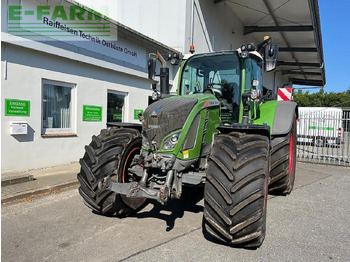Traktors FENDT 724 Vario