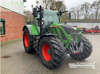 Traktors FENDT 724 Vario