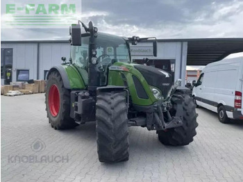 Traktors FENDT 724 Vario