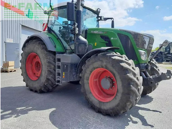 Traktors FENDT 826 Vario