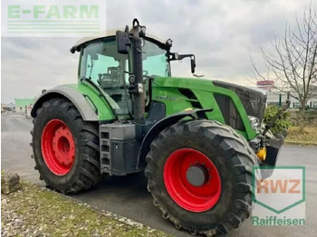 Traktors FENDT 826 Vario