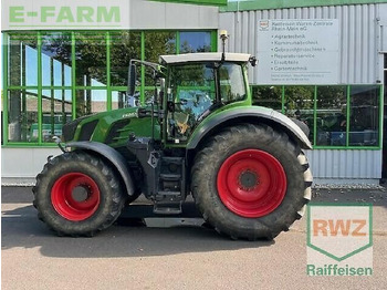 Traktors FENDT 828 Vario