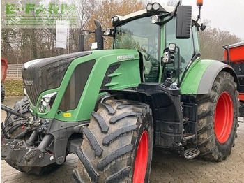 Traktors FENDT 828 Vario