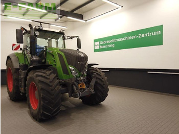 Traktors FENDT 828 Vario