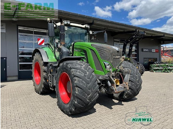 Traktors FENDT 933 Vario