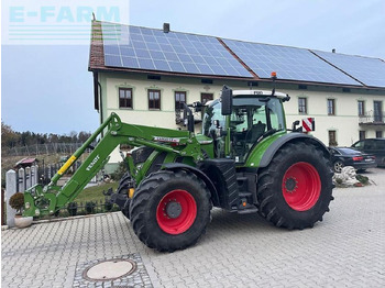 Traktors FENDT 718 Vario