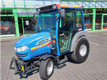Traktors ISEKI