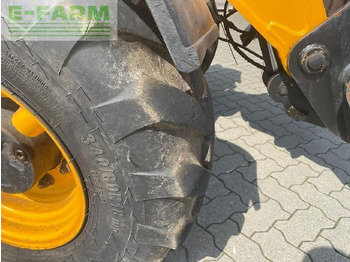 Teleskopiskais iekrāvējs JCB 525.60: foto 4