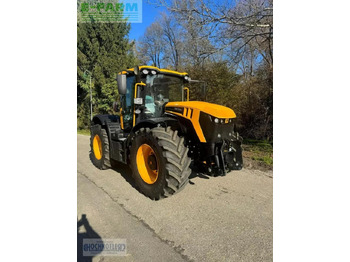 Traktors JCB Fastrac 4220
