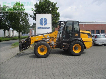 Riteņu iekrāvējs JCB TM310