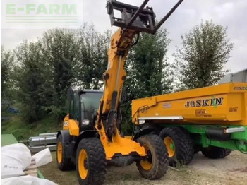 Teleskopiskais iekrāvējs JCB