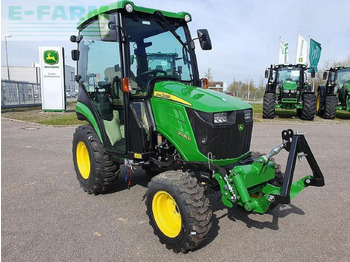 Traktors JOHN DEERE 2026R