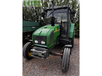 Traktors JOHN DEERE